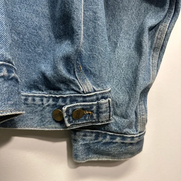 Carhartt Vintage Trucker Denim Jacket - Picture 7 of 10